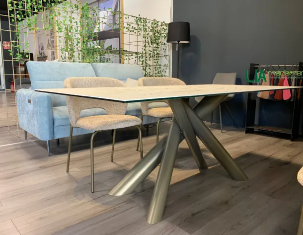 Tavolo Igor piano ceramica 