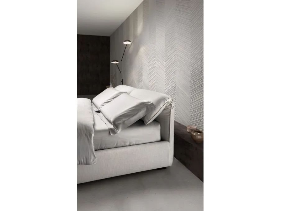 Letto con testiera regolabile Sharp di Bside